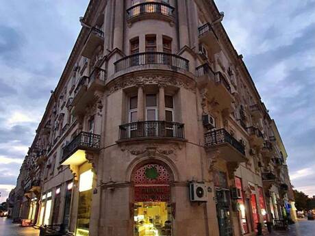 Elan №6333302 - Bakı, Sahil m., 4 otaqlı, 130 m², 3/4 mərtəbə
