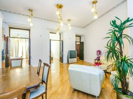 4-room apartment, 130 m², Sahil: 600 000 ₼ 5