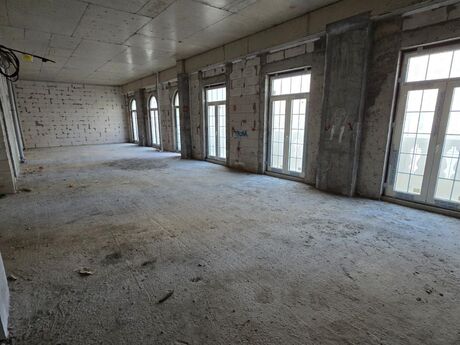 4 otaqlı ofis - Ağ şəhər q. - 150 m²