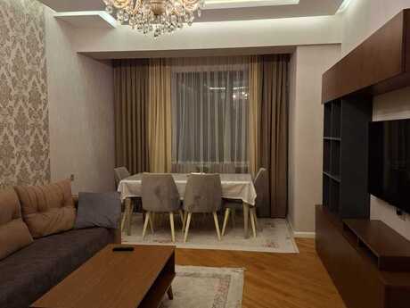 Elan №6333672 - Bakı, 28 May m., 2 otaqlı, 85 m², 18/21 mərtəbə