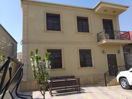 Elan №6333720 - Bakı, Binəqədi r., 4 otaqlı, 200 m²