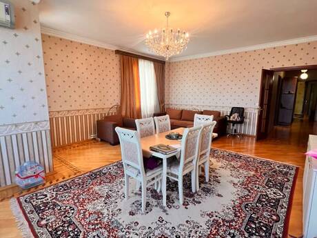 Elan №6333779 - Bakı, Elmlər Akademiyası m., 4 otaqlı, 180 m², 12/17 mərtəbə