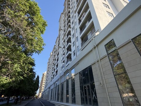 Elan №6333845 - Bakı, Bakıxanov q., 4 otaqlı, 166 m², 9/16 mərtəbə