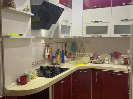 Elan №6333910 - Bakı, 28 May m., 3 otaqlı, 85 m², 5/5 mərtəbə