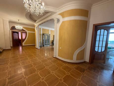 4-комн. новостройка - м. 28 мая - 205 м²