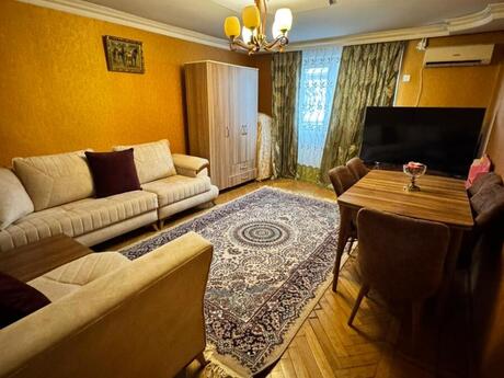 2 otaqlı mənzil, 61 m², 28 May: 215 000 ₼ 5