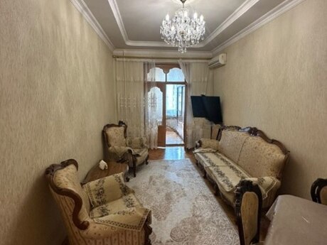 Elan №6334083 - Bakı, Nəsimi r., 3 otaqlı, 75 m², 3/5 mərtəbə
