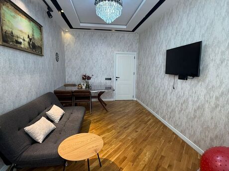 Объявление №6334169 - Баку, м. Ази Асланов, 2-комн., 70 м², 2/13 этаж