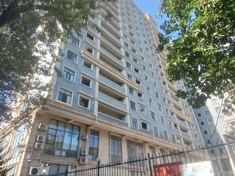 3-room apartment, 160 m², 8-ci mikrorayon: 345 000 ₼ 2