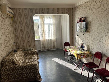 Elan №6334281 - Bakı, Memar Əcəmi m., 2 otaqlı, 60 m², 4/5 mərtəbə