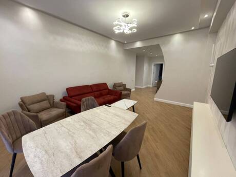 Kirayə 3 otaqlı mənzil, 105 m², Ağ şəhər: 1 900 ₼/ay 4