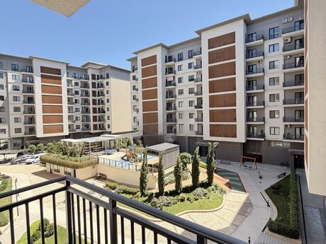 3-комн. · 105 m² · 3/7 этаж, Ağ şəhər