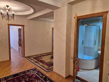4-room apartment, 180 m², Azadlıq Prospekti: 440 000 ₼ 3