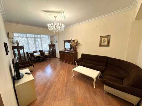 Elan №6334342 - Bakı, Nizami m., 3 otaqlı, 100 m², 2/9 mərtəbə