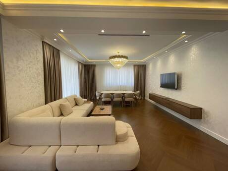Kirayə 3 otaqlı mənzil, 157 m², Ağ şəhər: 4 000 ₼/ay 5