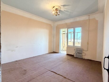 Elan №6334750 - Bakı, Qara Qarayev m., 2 otaqlı, 65 m², 3/5 mərtəbə