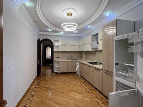 3 otaqlı mənzil, 137 m², Badamdar: 340 000 ₼ 3