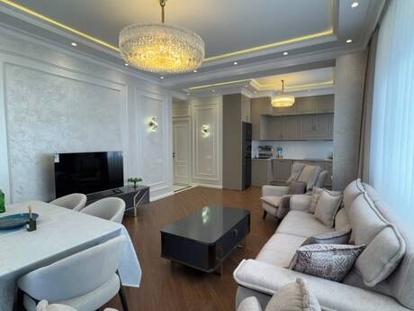 Kirayə 3 otaqlı mənzil, 120 m², Ağ şəhər: 2 500 ₼/ay 2
