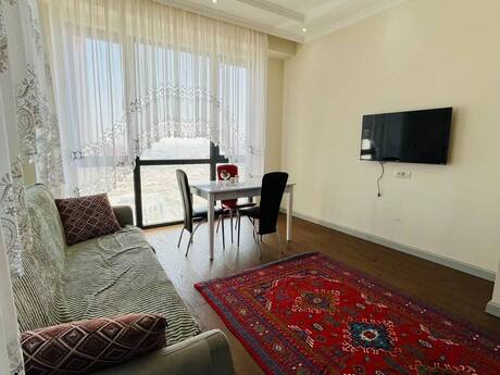 Elan №6334916 - Bakı, Memar Əcəmi m., 2 otaqlı, 90 m², 13/18 mərtəbə