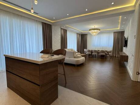 Kirayə 3 otaqlı mənzil, 160 m², Ağ şəhər: 3 500 ₼/ay 4