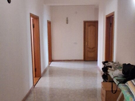 Kirayə 4 otaqlı mənzil, 165 m², Nəsimi: 1 300 ₼/ay 2