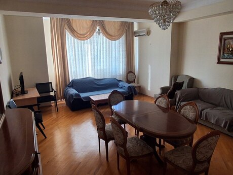 Объявление №6335050 - Баку, Насиминский  р., 4-комн., 165 м², 10/16 этаж