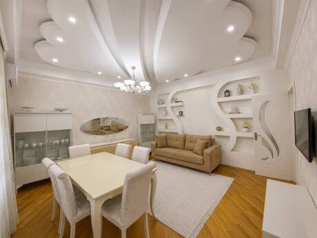 3-комнатная квартира, 115 м², İnşaatçılar: 230 000 ₼ 5