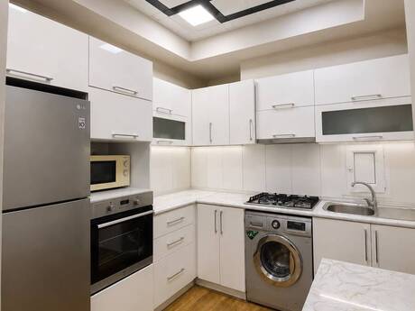 3-комнатная квартира, 115 м², İnşaatçılar: 230 000 ₼ 2