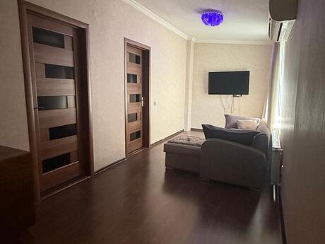 Elan №6335574 - Bakı, 28 May m., 4 otaqlı, 120 m², 2/2 mərtəbə