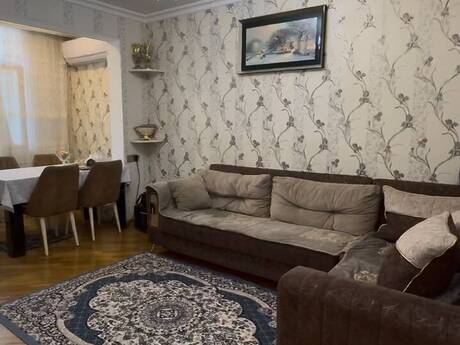 Elan №6335626 - Bakı, Memar Əcəmi m., 3 otaqlı, 70 m², 1/5 mərtəbə
