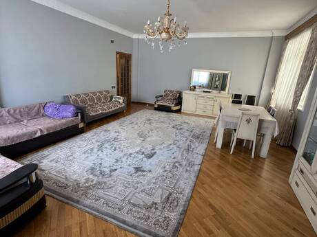 3-комнатная квартира, 175 м², Elmlər Akademiyası: 450 000 ₼ 3