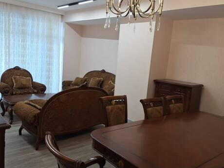 Elan №6335696 - Bakı, Yasamal r., 4 otaqlı, 190 m², 10/27 mərtəbə