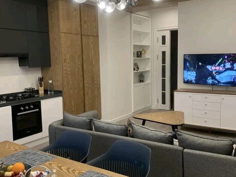 3-комн. новостройка - Насиминский р. - 115 м²
