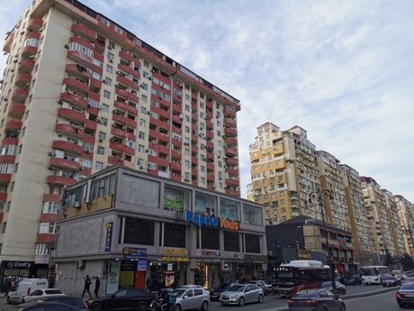 Объявление №6335874 - Баку, м. Ази Асланов, 2-комн., 90 м², 7/17 этаж