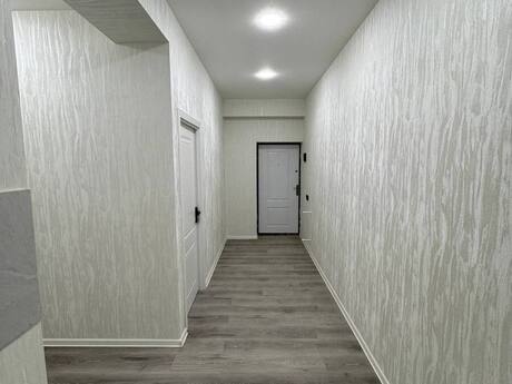 Qurtuluş 93 kompleksində 2 otaqlı yeni tikili mənzil satılır, 55 m², 79 000 AZN, şəkil 3 / 9