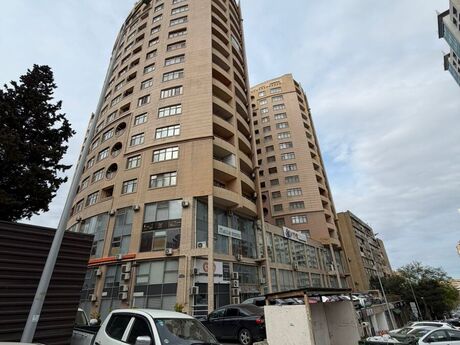 Elan №6336040 - Bakı, İnşaatçılar m., 3 otaqlı, 125 m², 17/18 mərtəbə