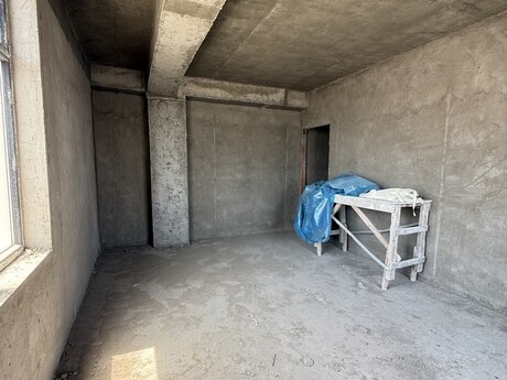 4-комн. новостройка - м. Иншаатчылар - 128.7 м²