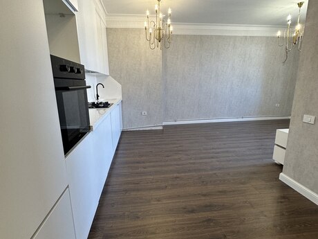 4-комн. новостройка - Насиминский  р. - 120 м²
