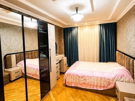 4-комнатная квартира, 150 м², Həzi Aslanov: 378 000 ₼ 4