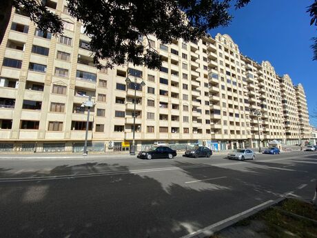 Объявление №6336272 - Баку, пос. Ени Гюнешли, 4-комн., 210 м², 6/12 этаж