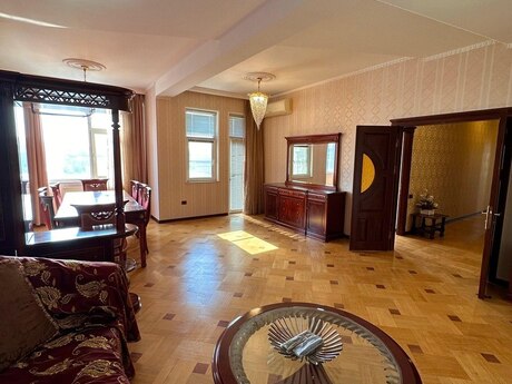 Elan №6336286 - Bakı, Elmlər Akademiyası m., 4 otaqlı, 165 m², 14/18 mərtəbə