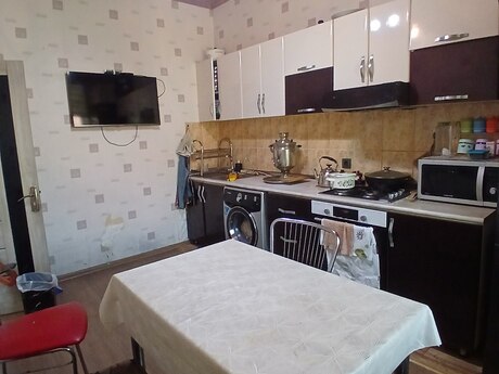 4 otaqlı həyət evi, 100 m², Zabrat: 128 000 ₼ 2
