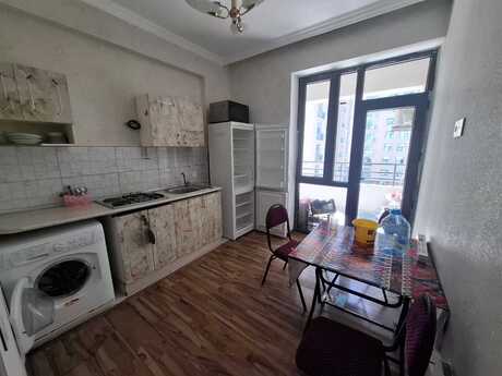 Объявление №6336544 - Баку, м. 28 мая, 1-комн., 50 м², 3/15 этаж