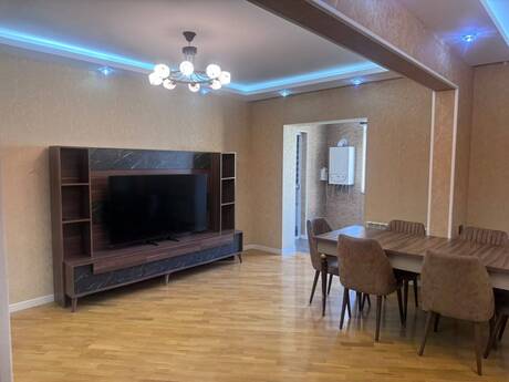 Elan №6336640 - Bakı, Yasamal r., 5 otaqlı, 120 m², 6/9 mərtəbə