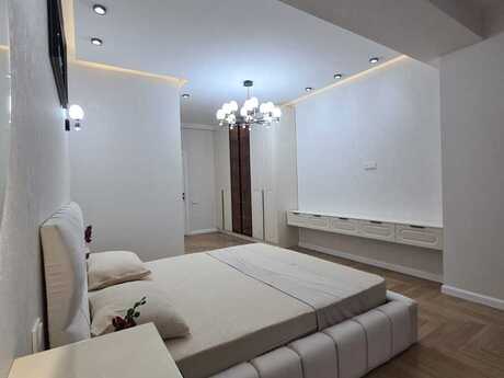 4 otaqlı yeni tikili - 28 May m. - 205 m²