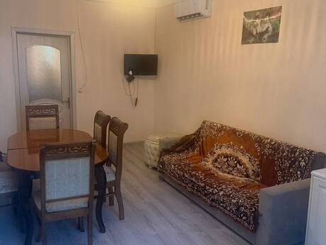 Elan №6336727 - Bakı, Azadlıq Prospekti m., 2 otaqlı, 55 m², 1/5 mərtəbə