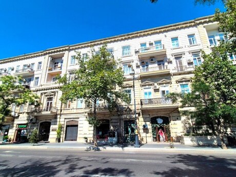 Объявление №6336764 - Баку, м. Сахил, 2-комн., 82 м², 2/4 этаж