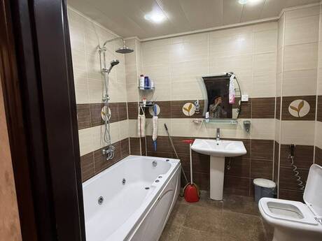 3-room new-build apartment for rent in 3-cü mikrorayon, 120 m², 200 AZN/mo, photo 2 / 11