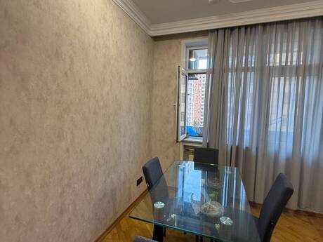 3-room new-build apartment for rent in 3-cü mikrorayon, 120 m², 200 AZN/mo, photo 4 / 11