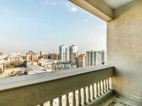 Аренда: 4-комнатная квартира, 240 м², Nizami: 3 500 ₼/мес 5